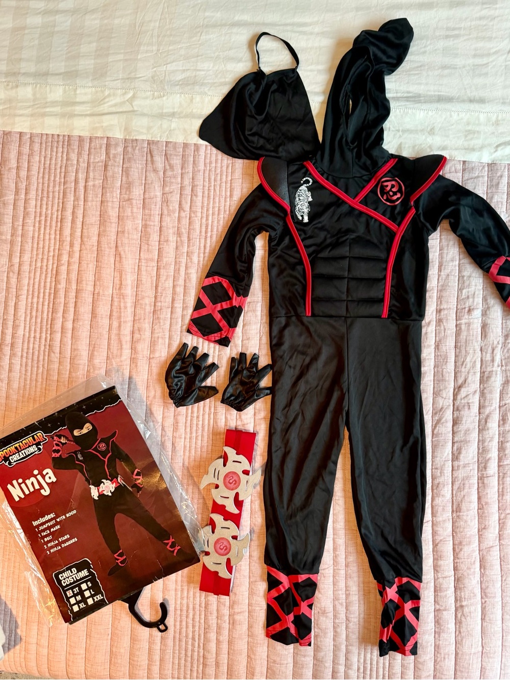 Kids Black and Red Ninja Costume with Hood and Mask - Size 3